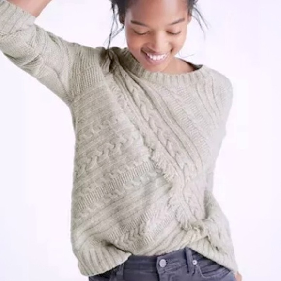 MADEWELL merino wool sweater, light gray sz small. Crisscross fringe cable knit - Picture 2 of 8